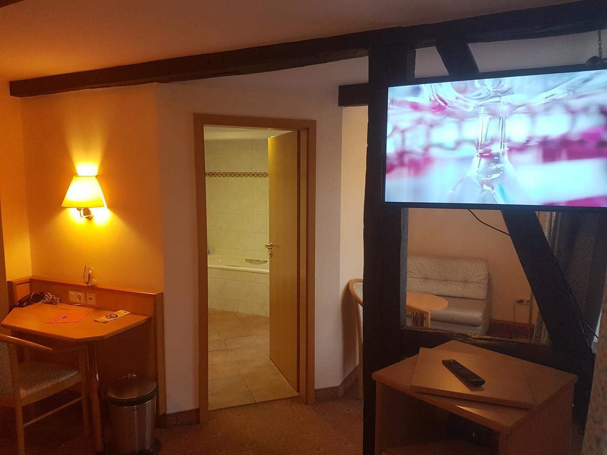 Hotel Rosine เอนเนอเพทาล ภายนอก รูปภาพ